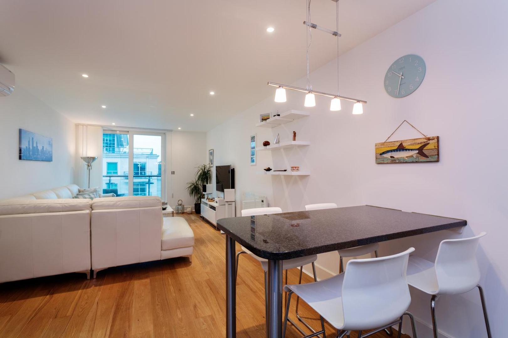 Veeve - Modernist Wharf Apartment London Exterior photo